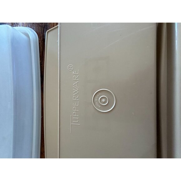 Tupperware Double Deviled Egg Carrier With Lid 723 almond - Picture 7 of 8